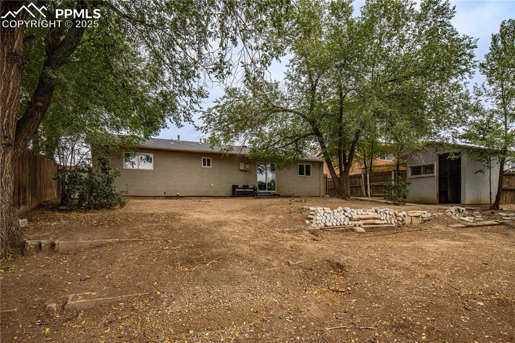 Image 22 of 31: Front of Structure