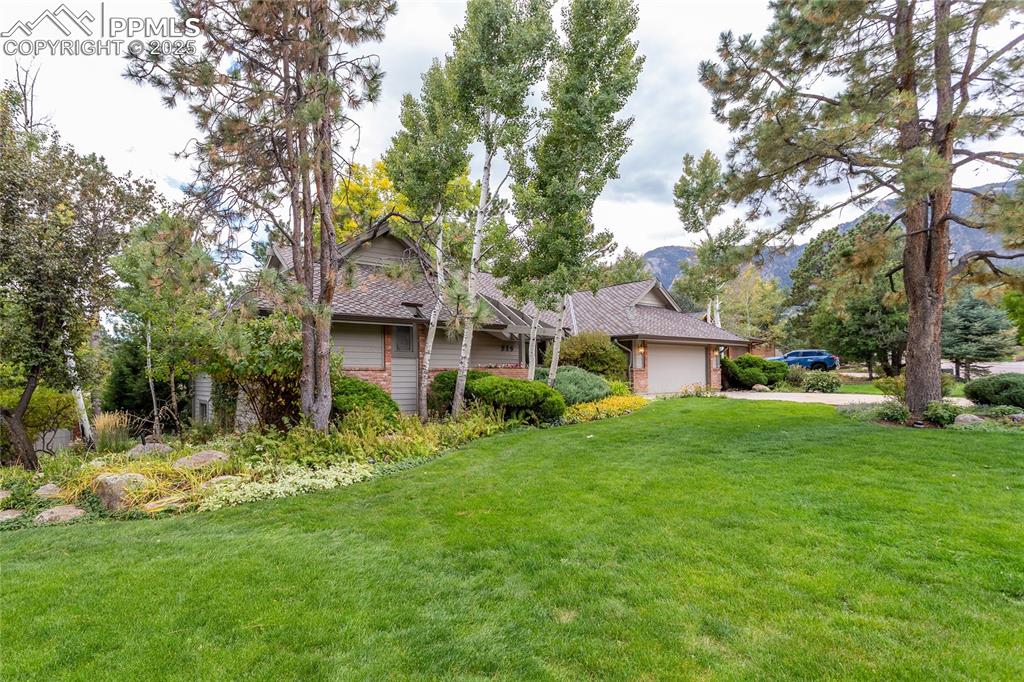 Image 3 of 50: Front of Structure