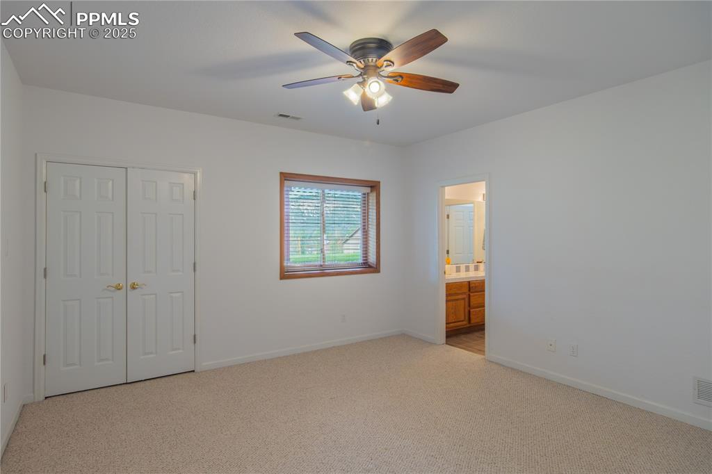 Image 44 of 50: Bedroom