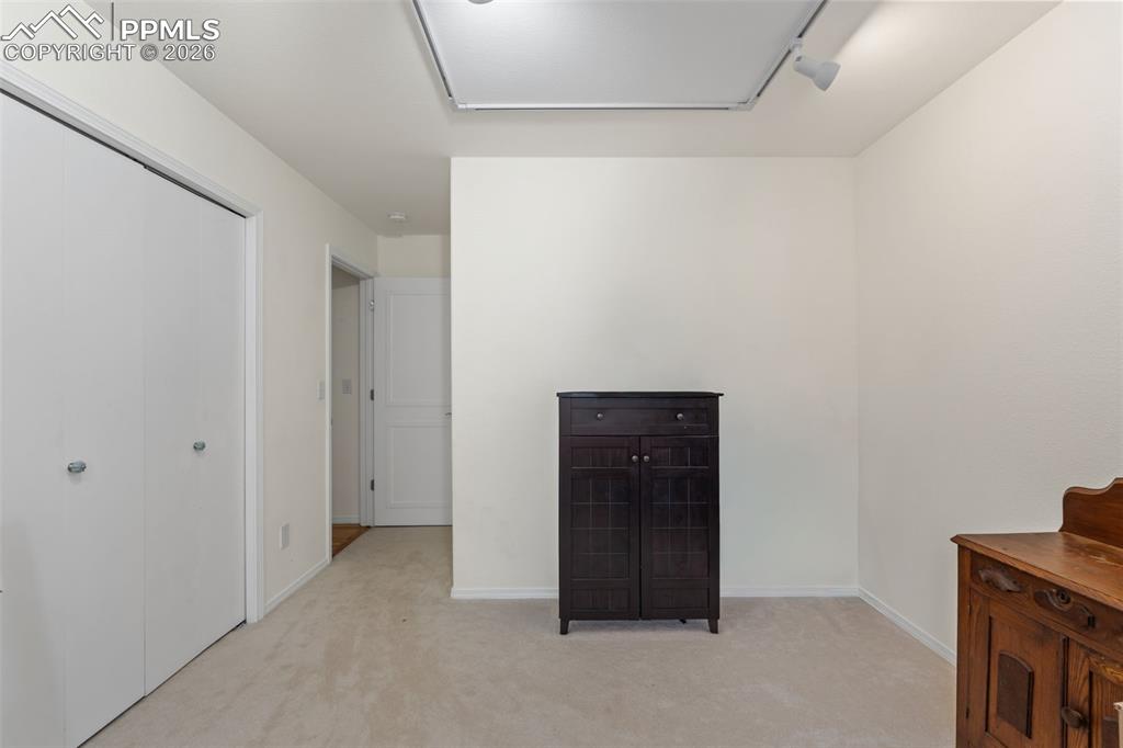 Image 25 of 47: Third bedroom