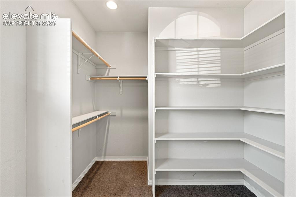 Image 22 of 47: Closet
