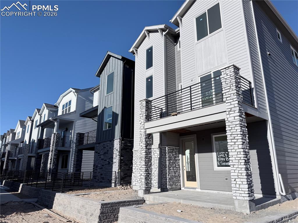 Image 3 of 4: Front of Structure