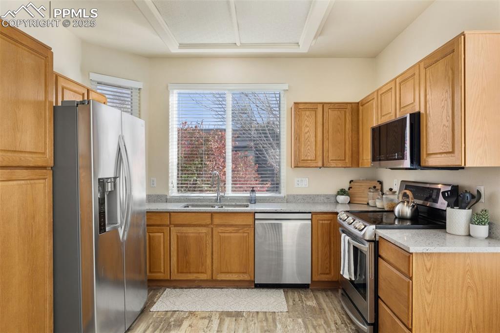 Image 12 of 42: Kitchen