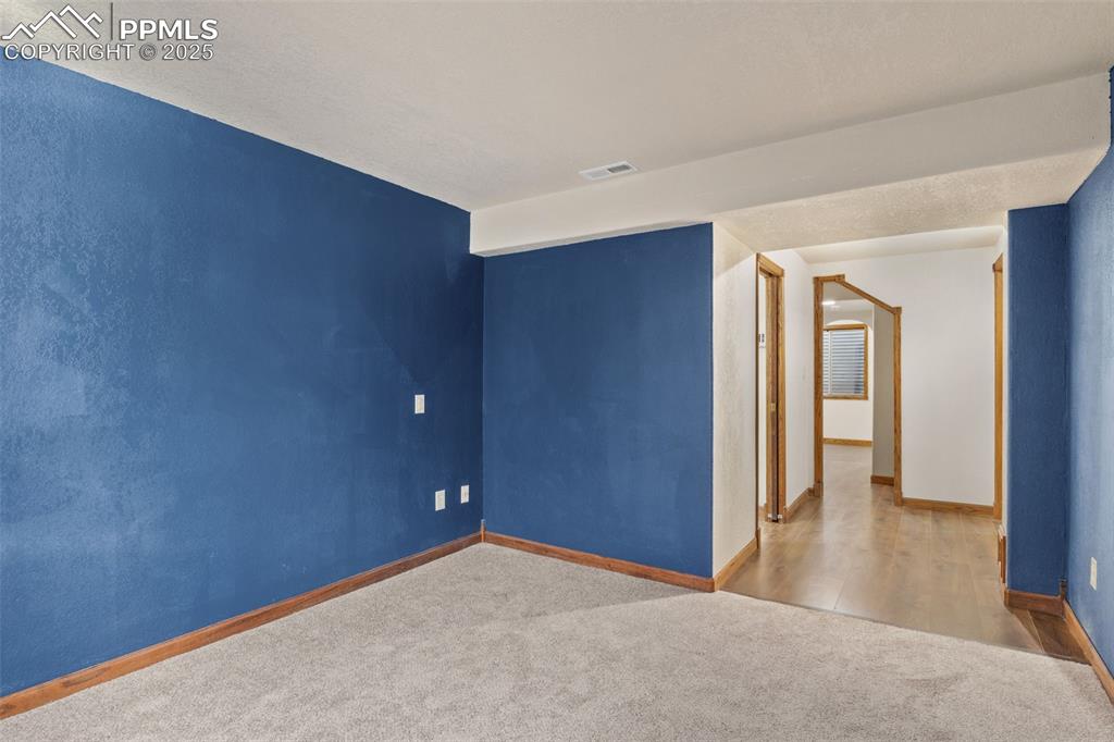 Image 30 of 42: Bedroom