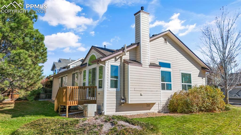 Image 34 of 42: Back of Structure