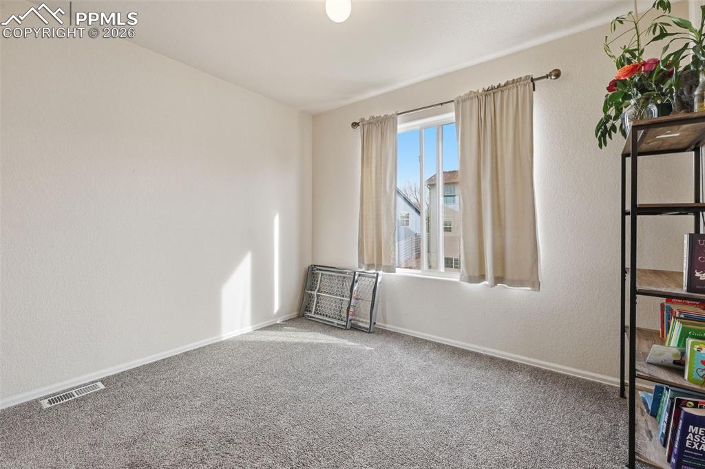 Image 21 of 41: Bedroom