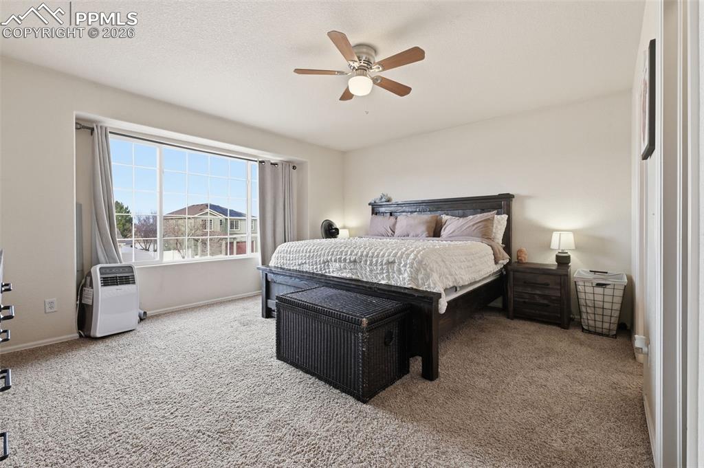 Image 22 of 41: Bedroom