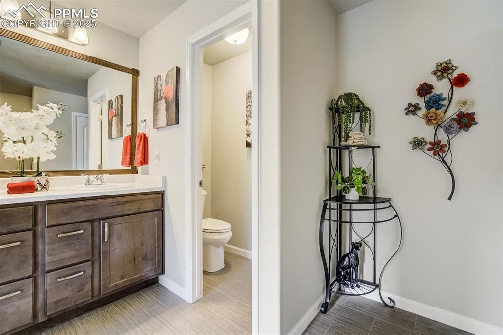 Image 20 of 30: Bathroom