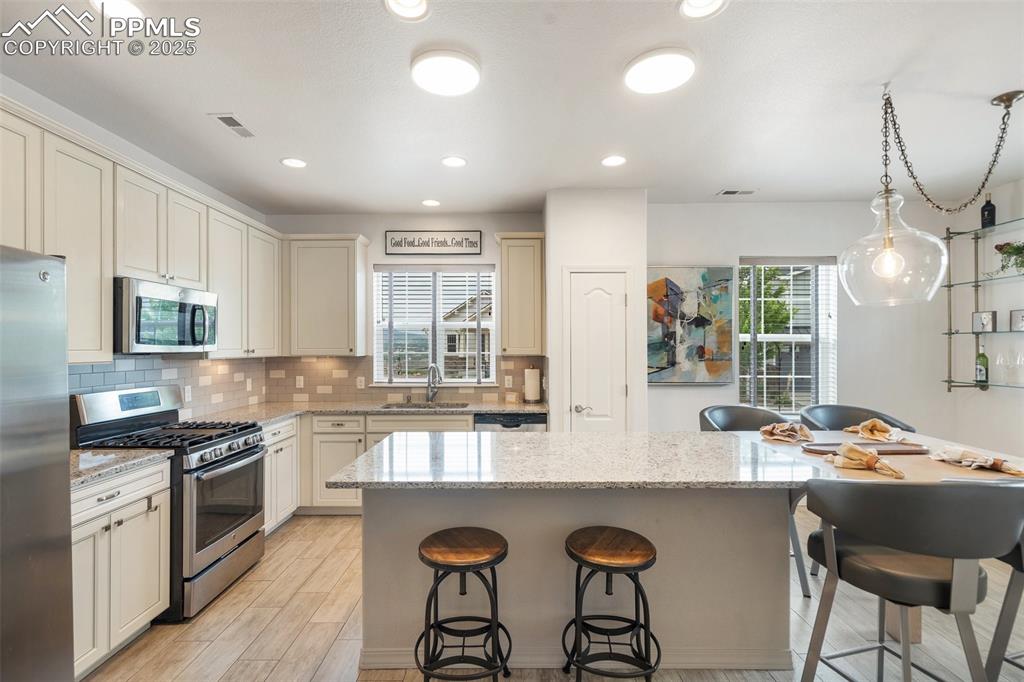 Image 8 of 38: Kitchen