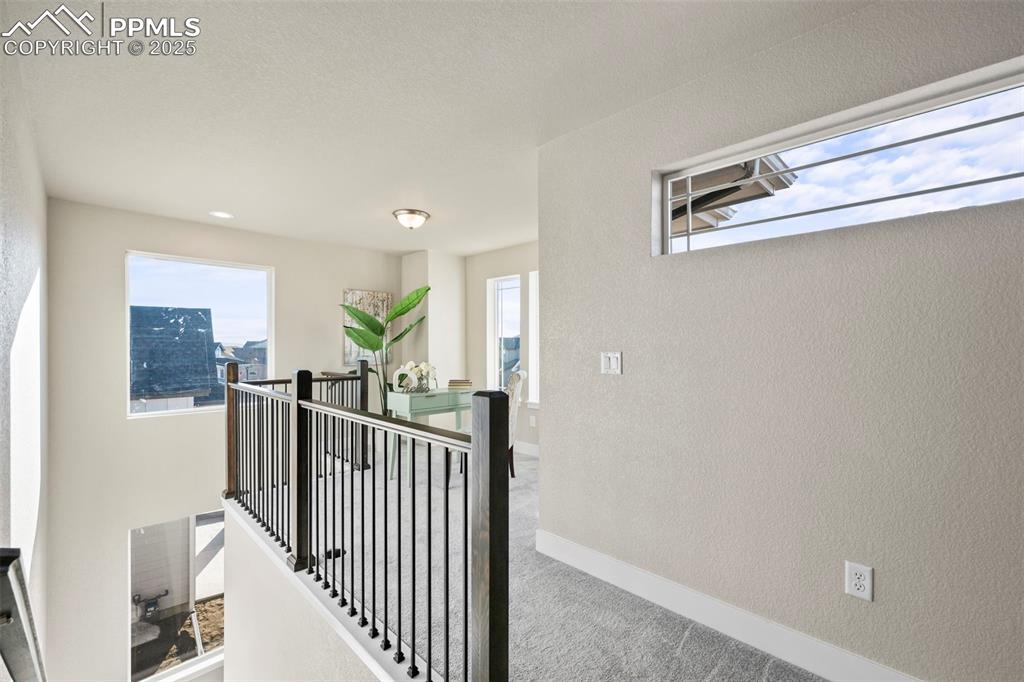 Image 16 of 41: Loft with more views!