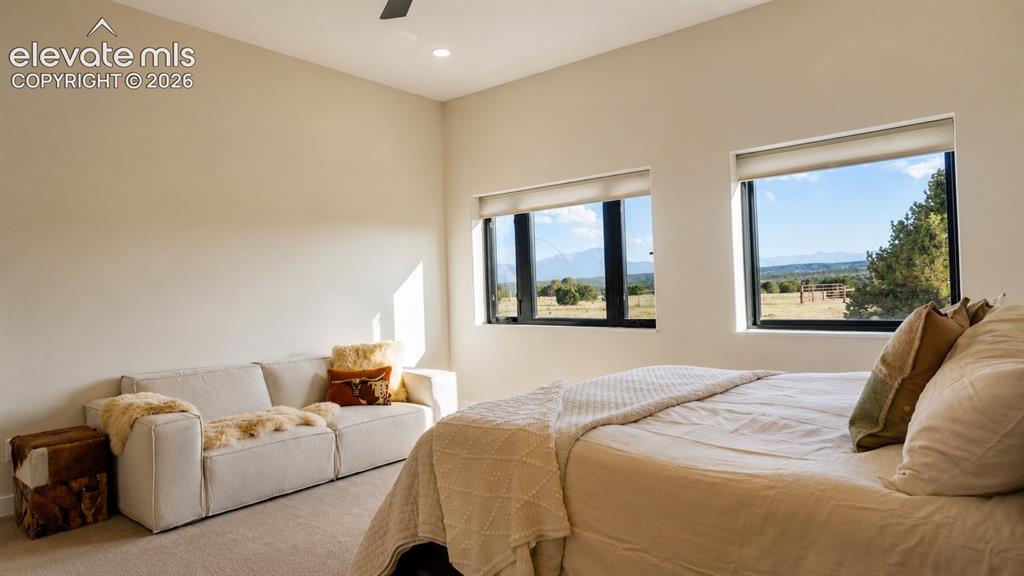 Image 13 of 48: Bedroom