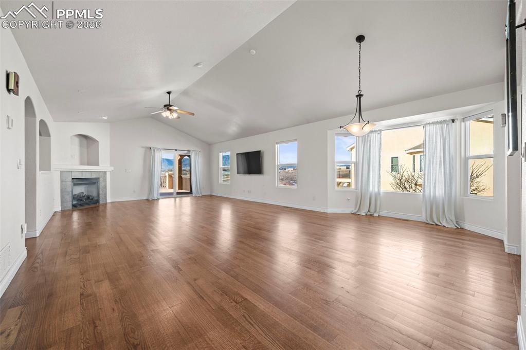 Image 10 of 49: Living Room