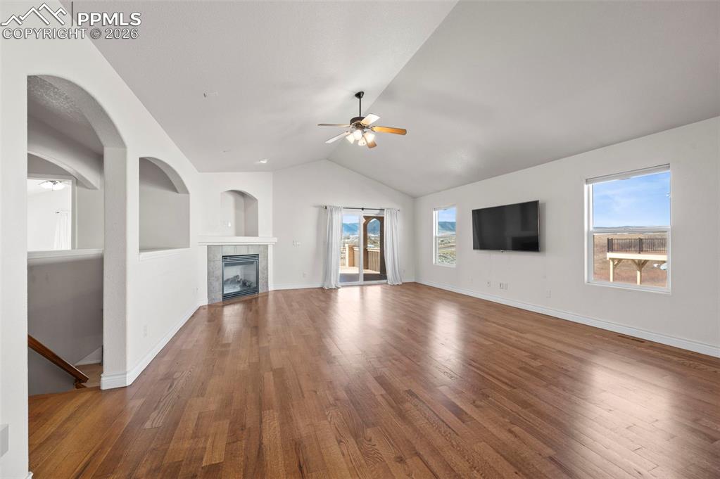 Image 12 of 49: Living Room