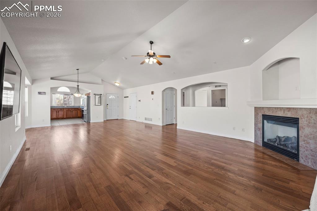 Image 14 of 49: Living Room