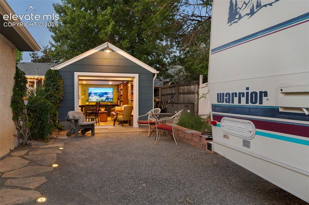 Image 33 of 50: Converted 1 car garage, awesome for entertaining or hobbies