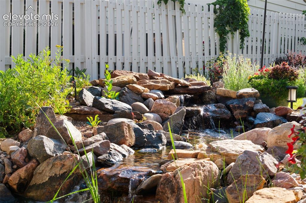 Image 44 of 50: Pond