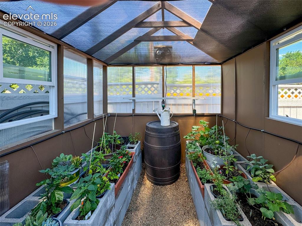 Image 45 of 50: Greenhouse with water and electric