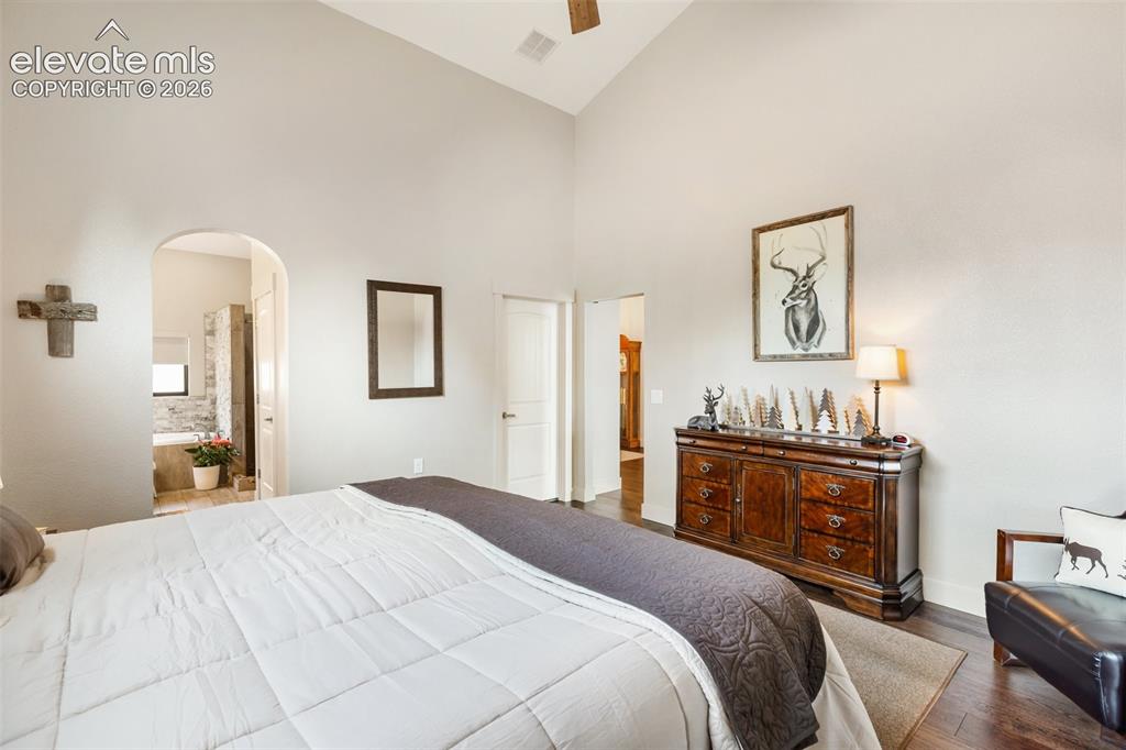 Image 31 of 50: Master Bedroom
