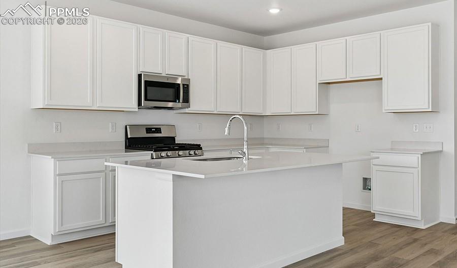 Image 4 of 22: No Description Available