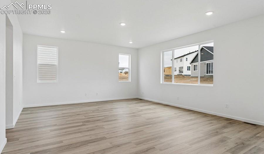 Image 7 of 22: No Description Available