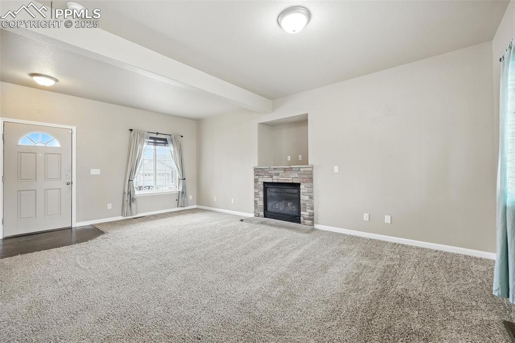 Image 6 of 29: Living Room
