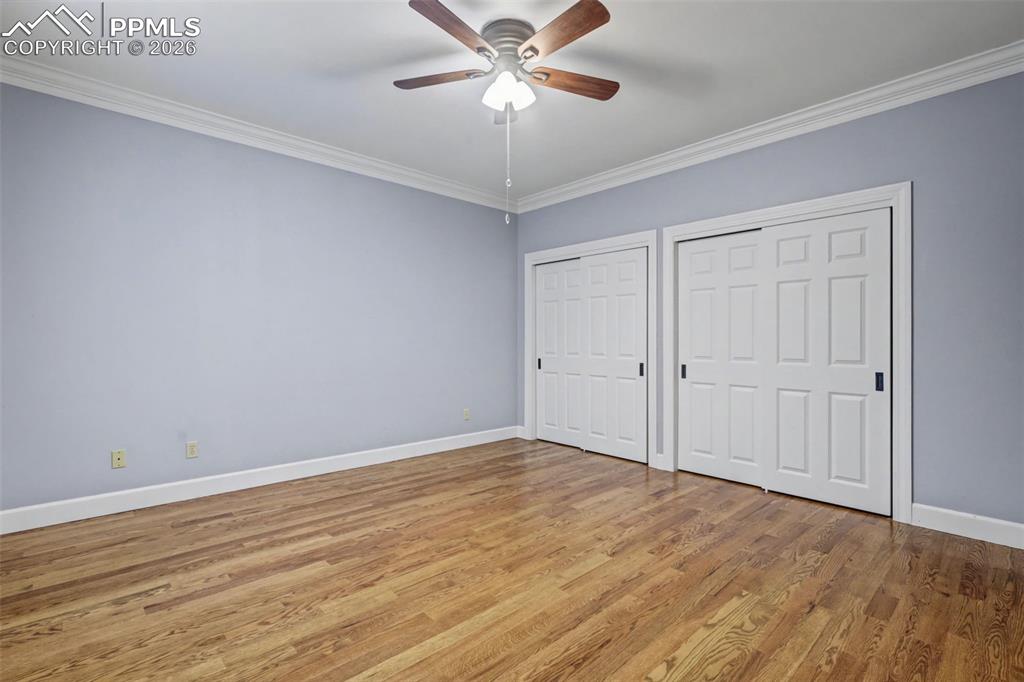 Image 23 of 49: Bedroom