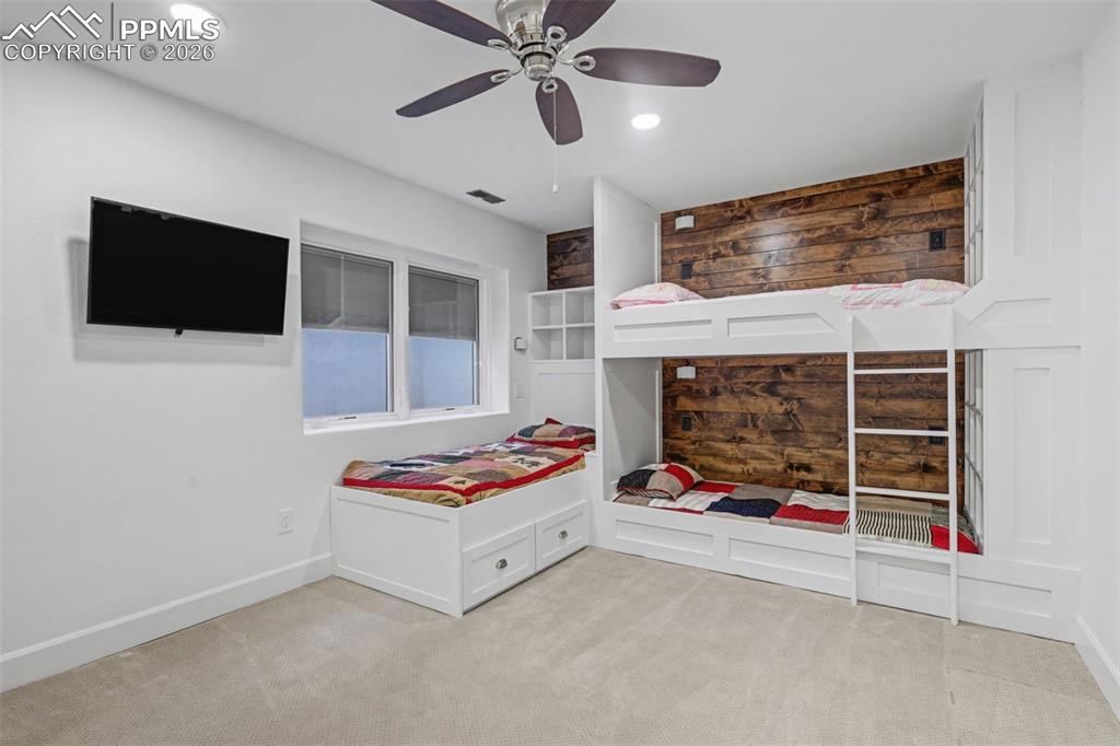 Image 34 of 49: Custom Built bunkbeds