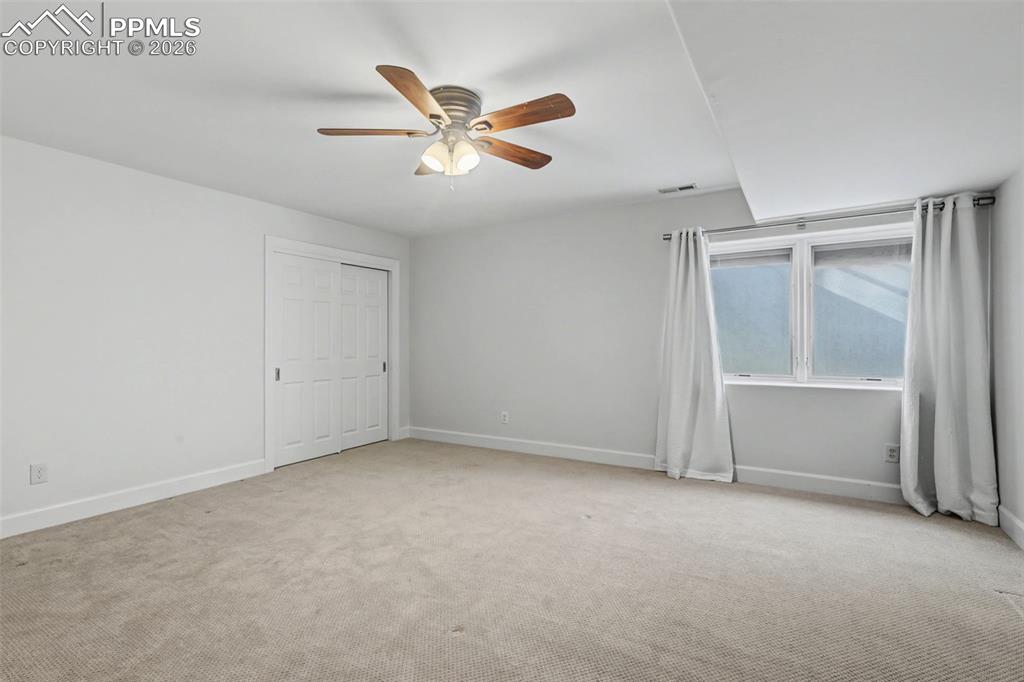 Image 42 of 49: Bedroom