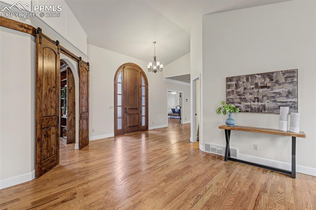 Image 5 of 49: Entry