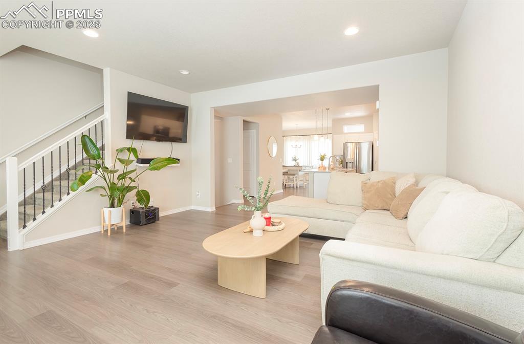 Image 12 of 32: Living Room