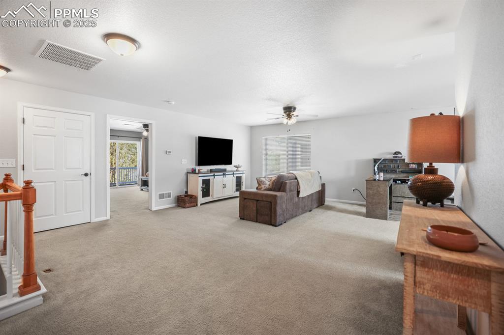 Image 20 of 49: Family Room