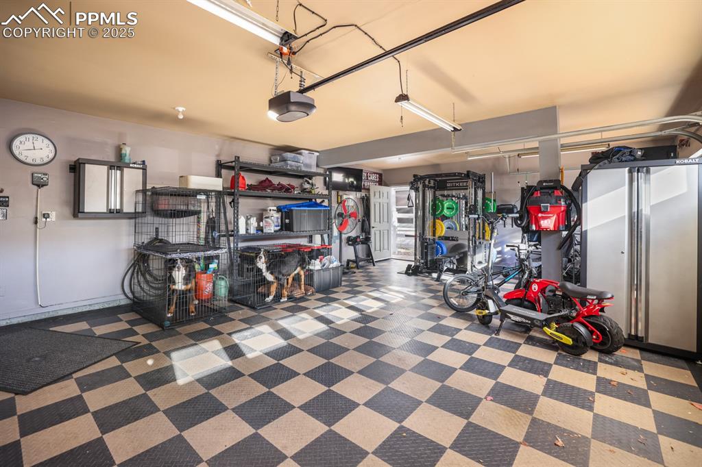 Image 46 of 49: Entry