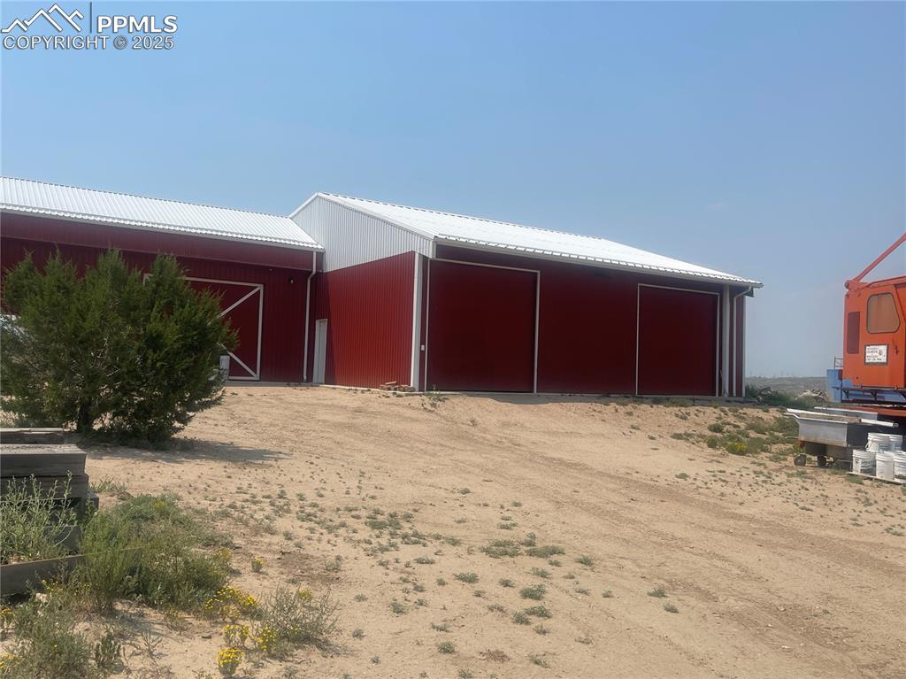 Image 2 of 25: Out Buildings