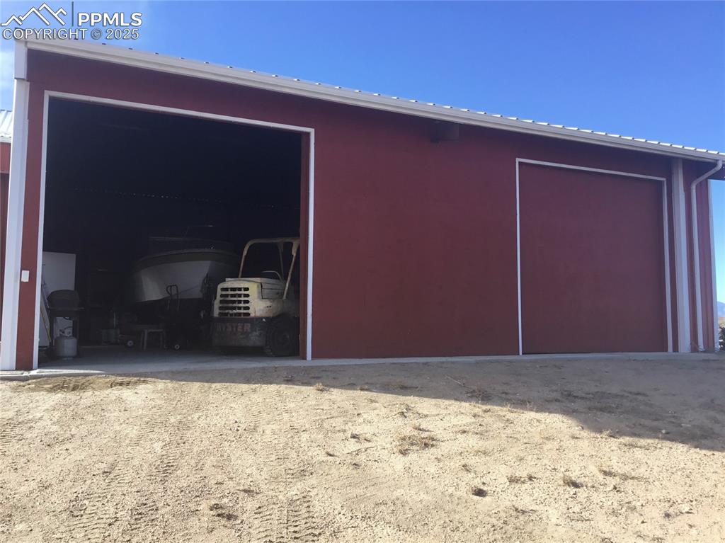 Image 4 of 25: Other