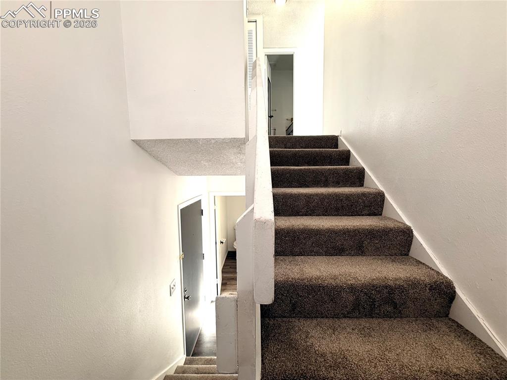 Image 15 of 30: Stairs