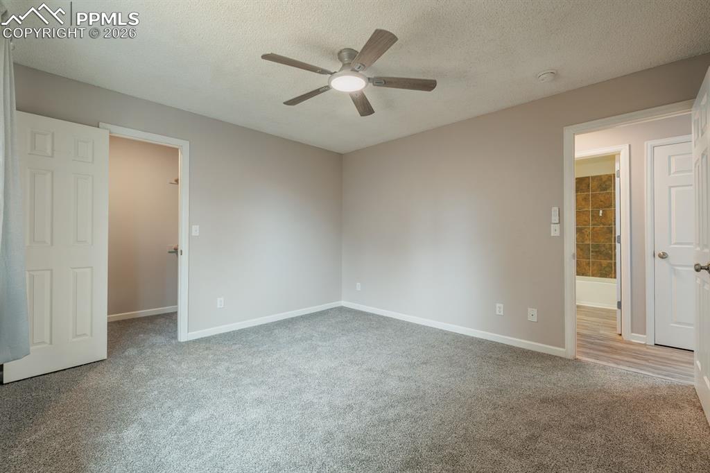 Image 15 of 37: Bedroom