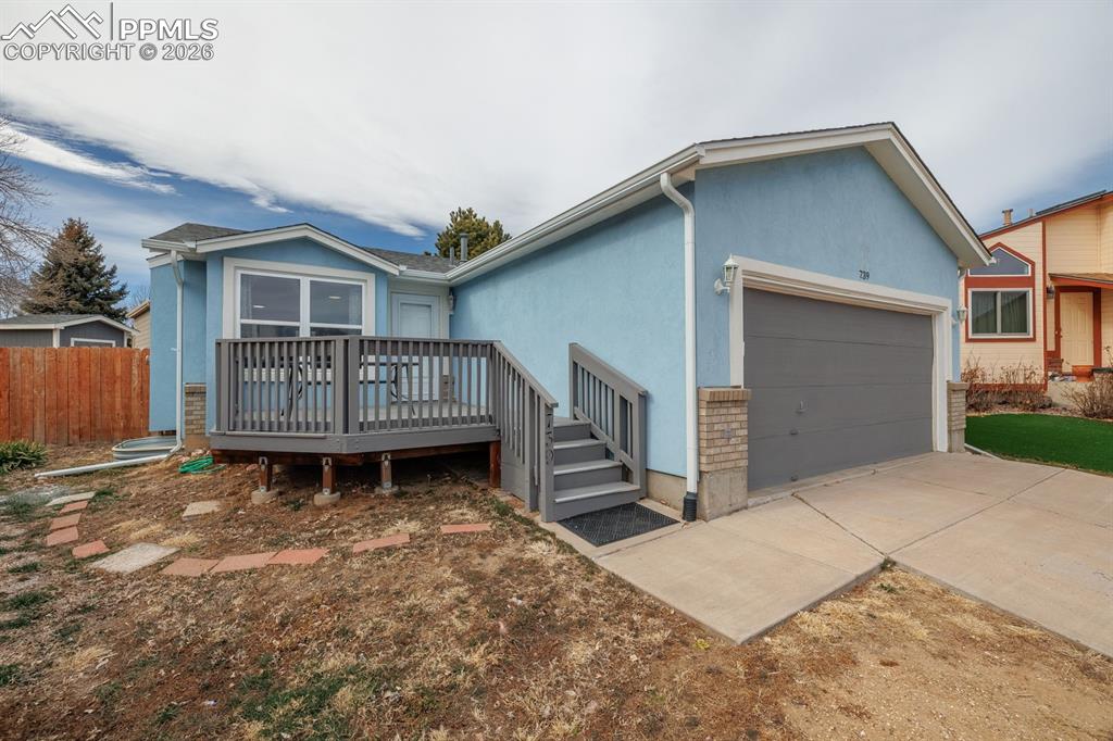 Image 4 of 37: Back of Structure