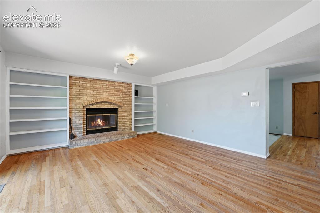 Image 18 of 50: Family Room