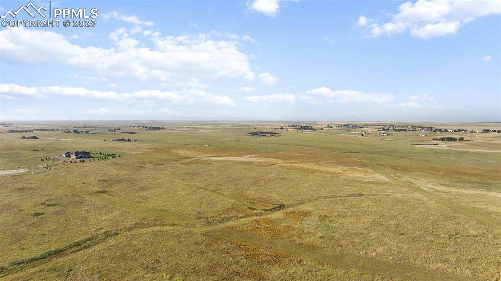 Image 6 of 7: Aerial View