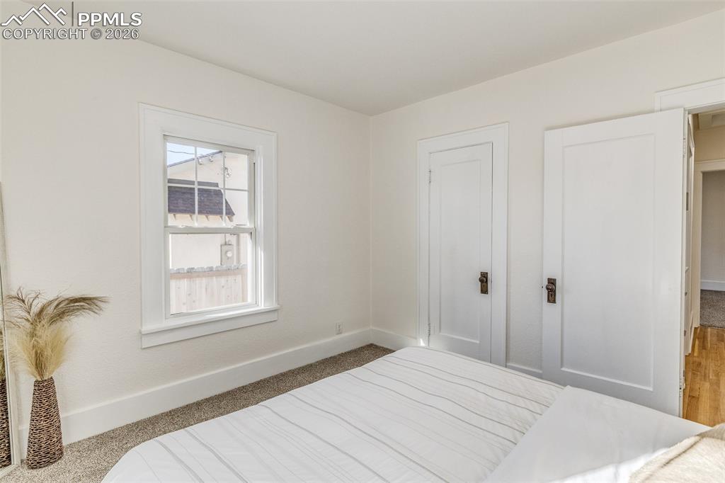 Image 19 of 40: Bedroom