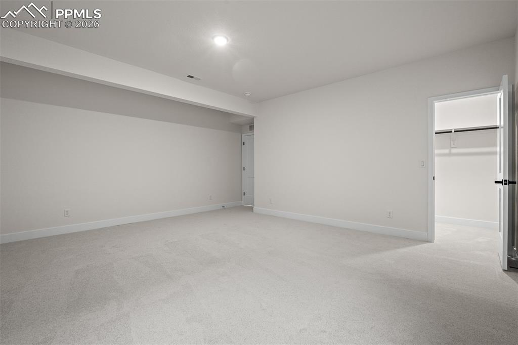 Image 37 of 45: Bedroom