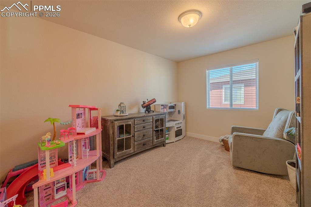 Image 27 of 49: Loft