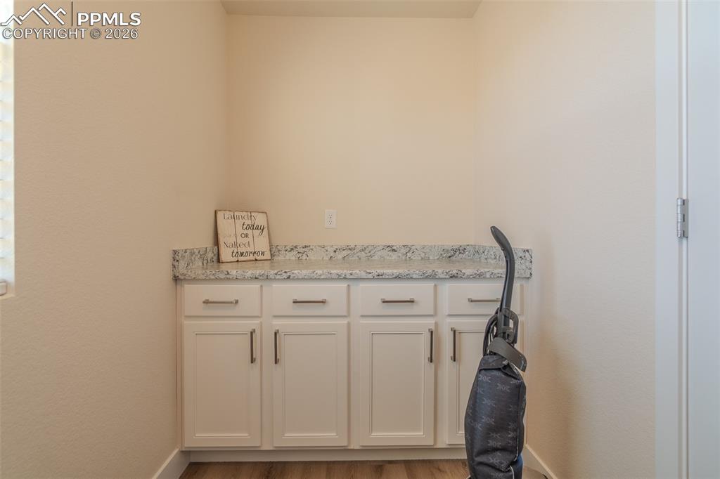 Image 34 of 49: Laundry