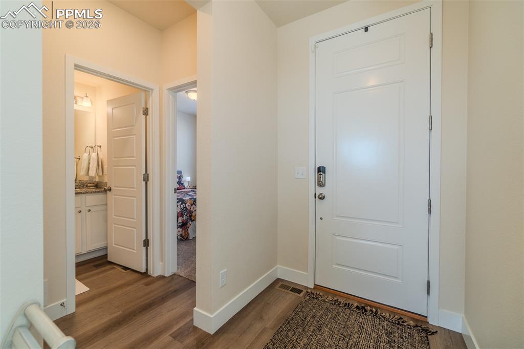 Image 6 of 49: Entry