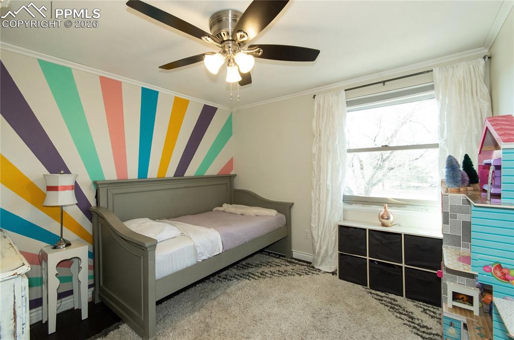 Image 25 of 49: Bedroom