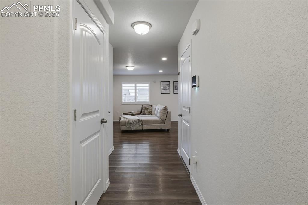 Image 9 of 38: foyer