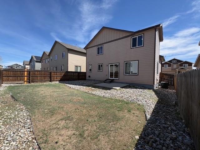 Image 20 of 21: Back of Structure