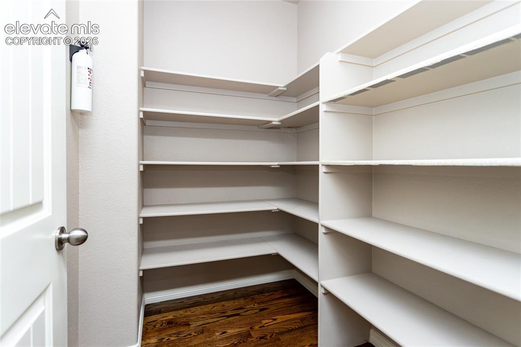 Image 17 of 45: Walk In Pantry