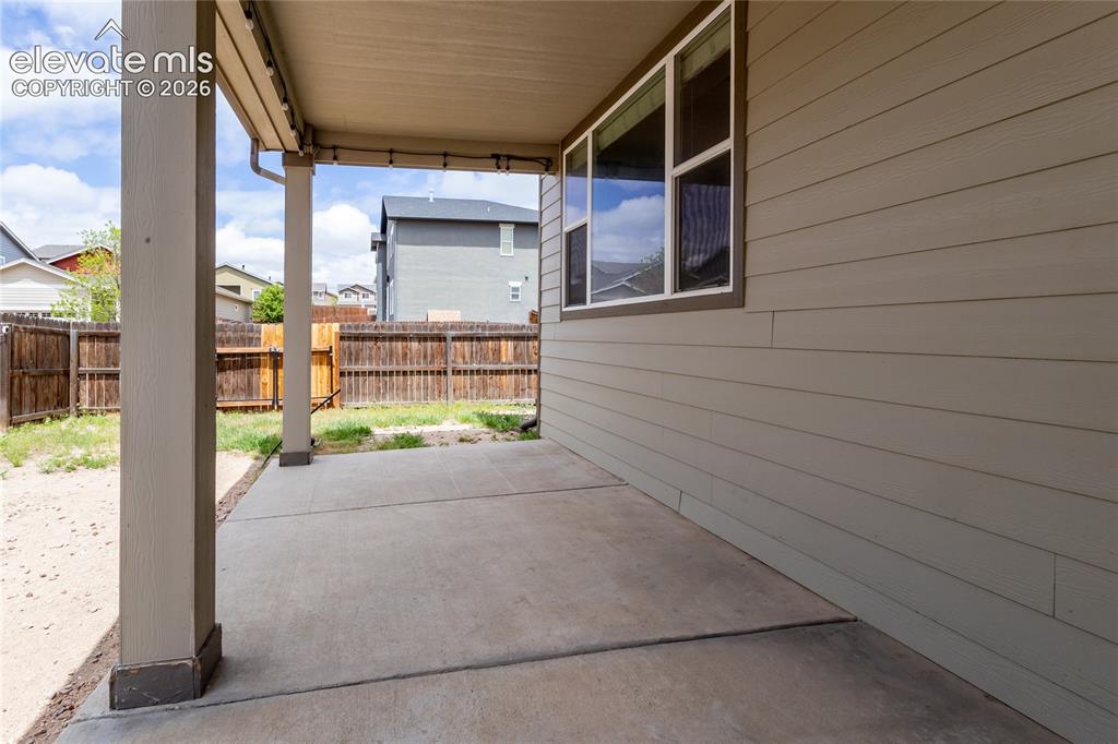 Image 41 of 45: Covered Patio