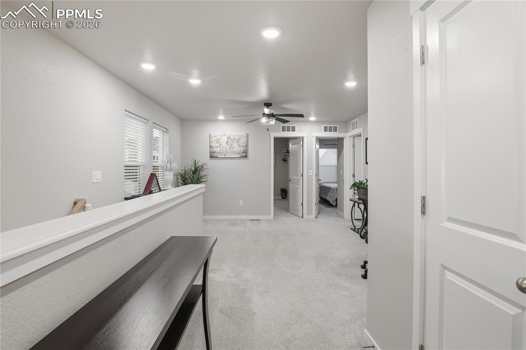 Image 29 of 37: Loft